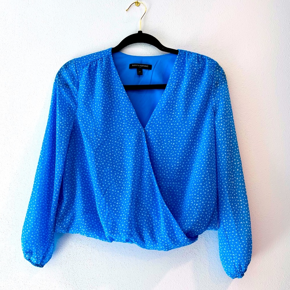 Banana Republic XS petite blue blouse